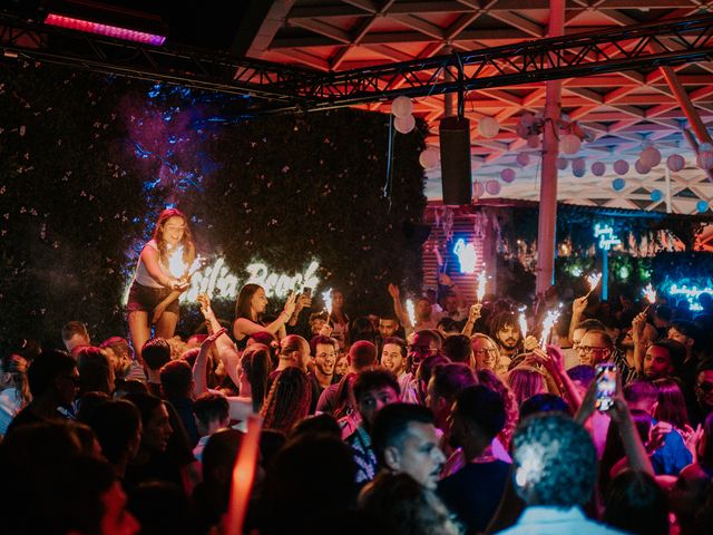 Rooftop Massilia Beach 